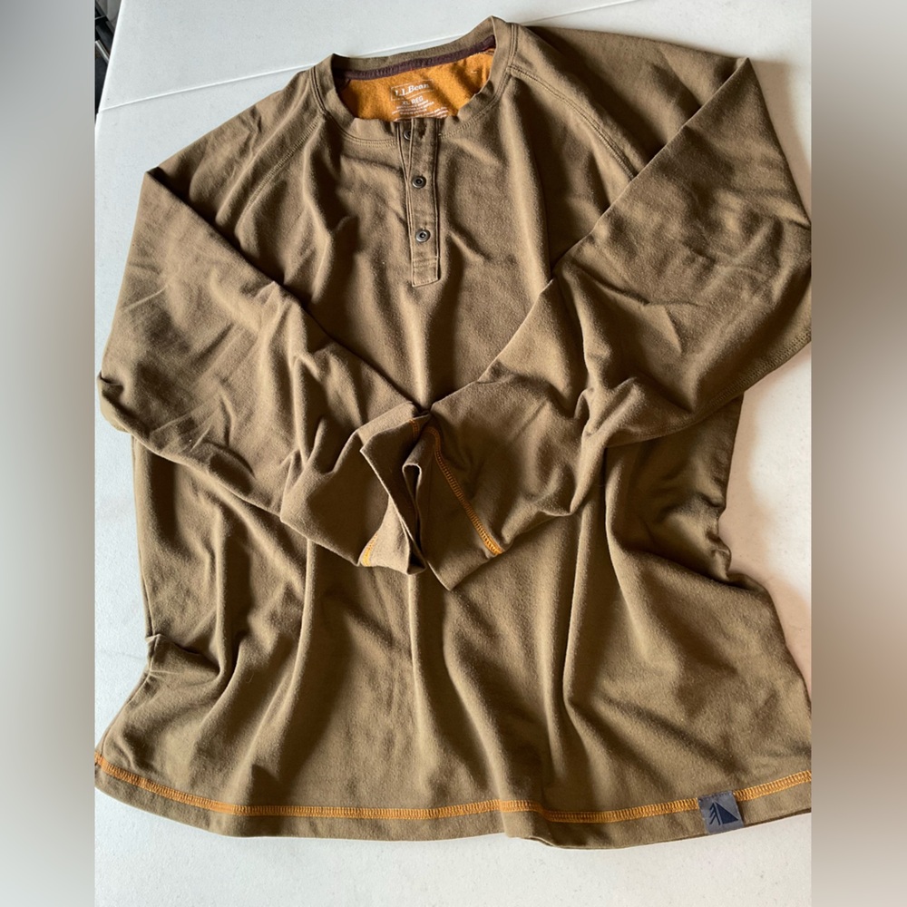 LL Bean Brown Long Sleeve Henley Shirt men’s size XL